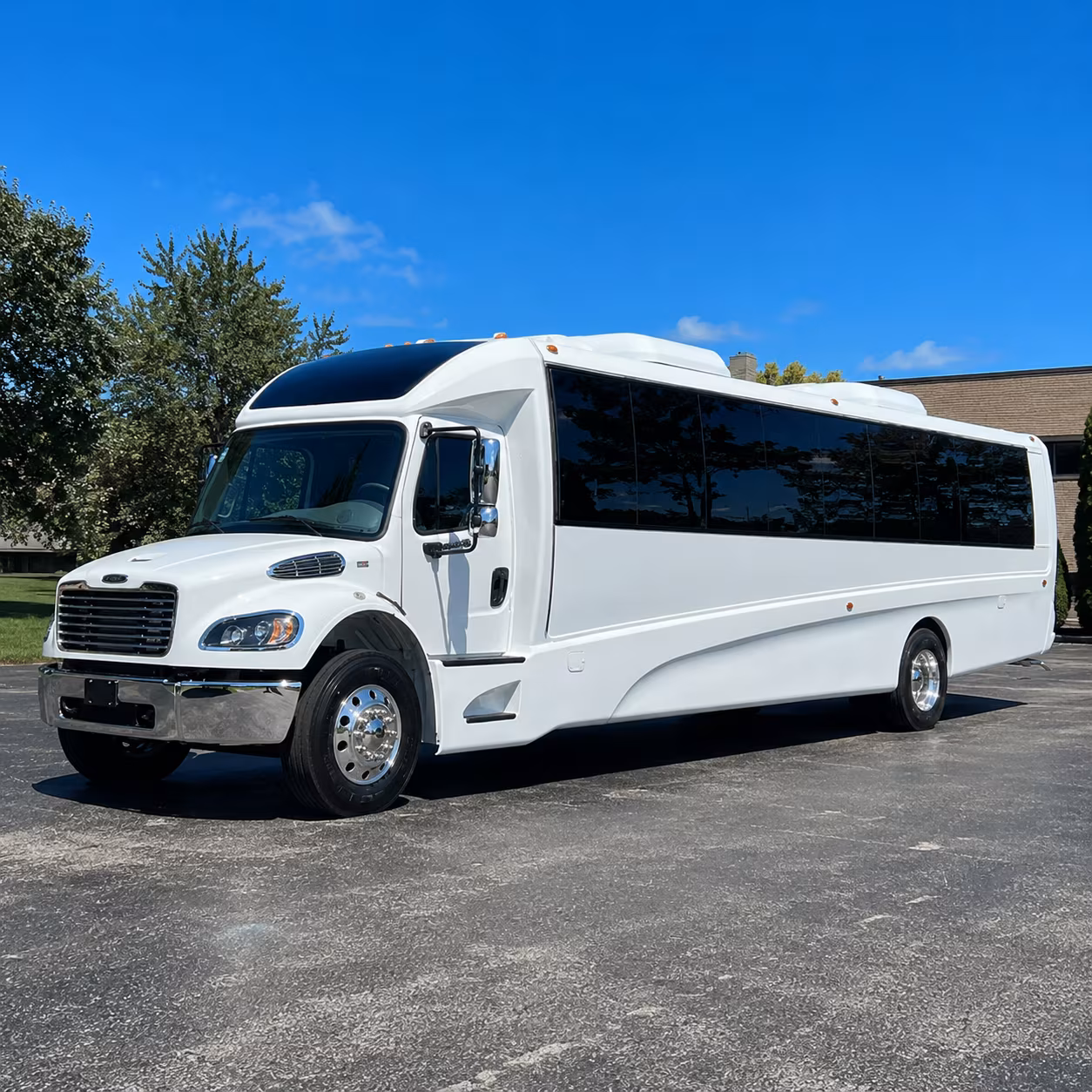 atlanta 25 passenger minibus