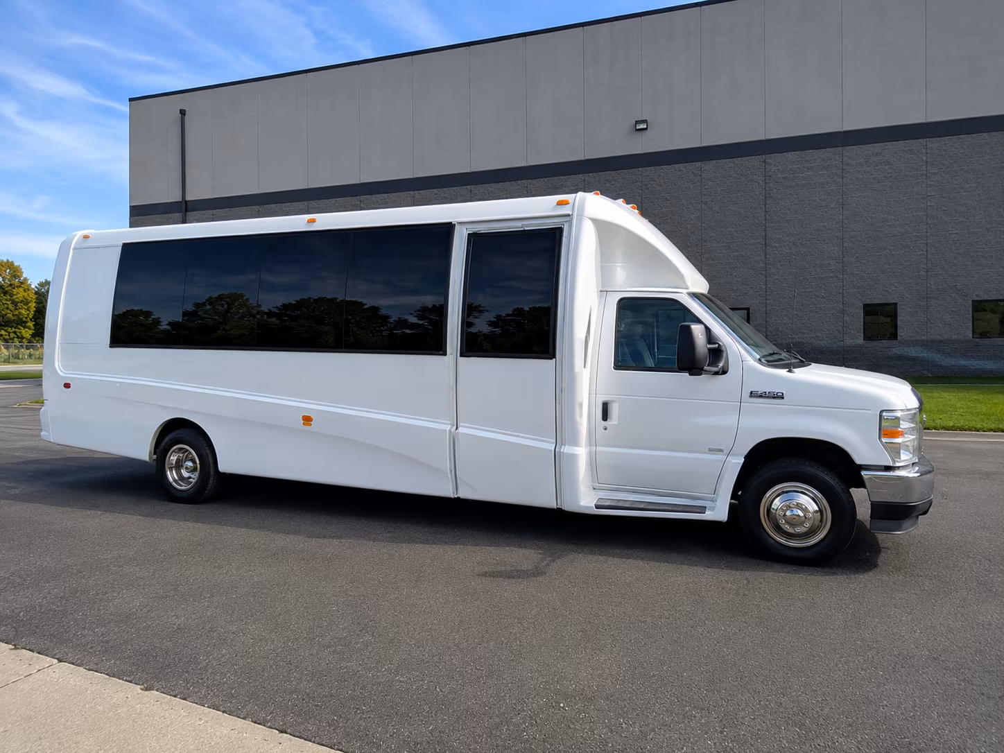 atlanta airport transportation onboard seating