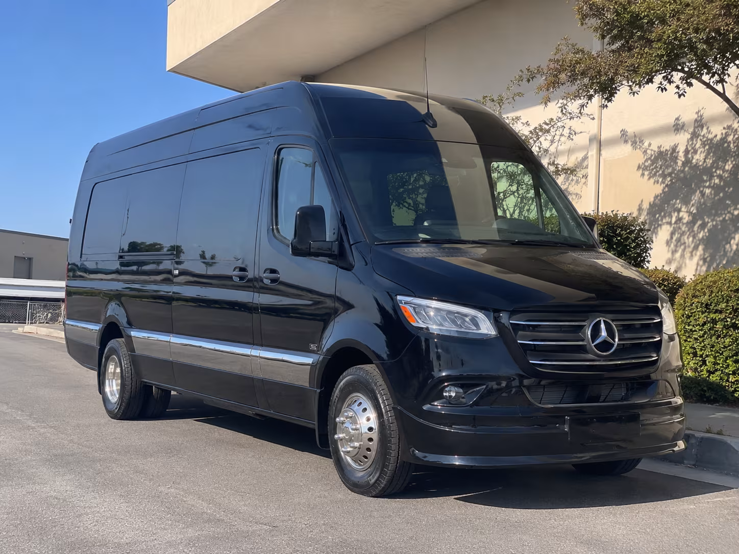 bus rental options for atlanta trips