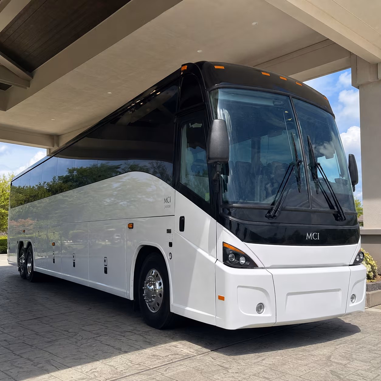 charter buses for sports teams and group travel through atl