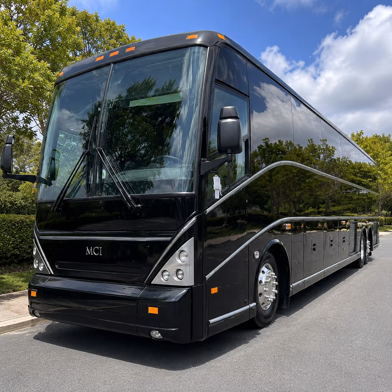 charter buses for zoo atlanta and aquarium field trips